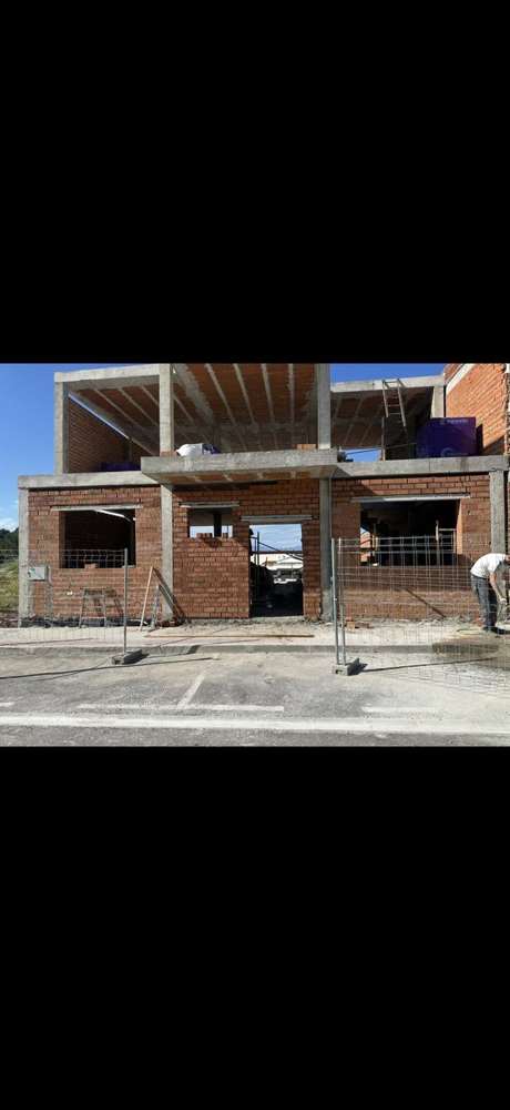 Obra nueva · Estructura y albañilería
