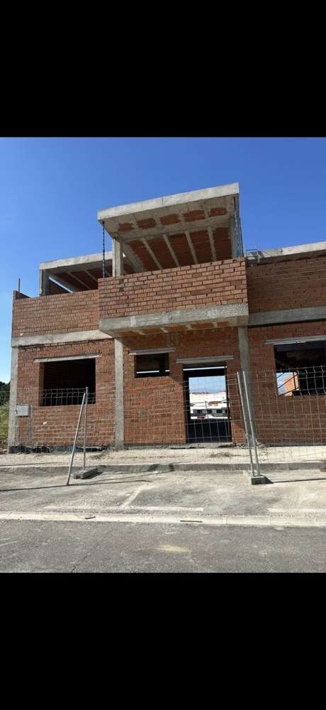 Obra nueva · Estructura y albañilería