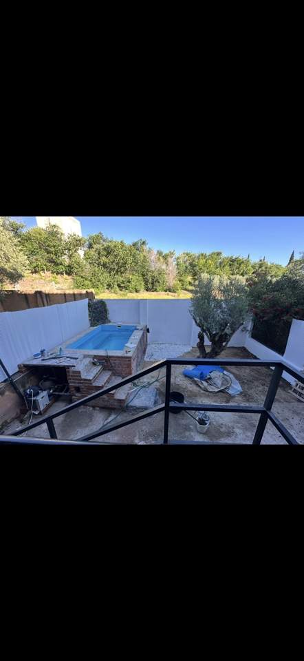 Piscinas, jacuzzis y exteriores