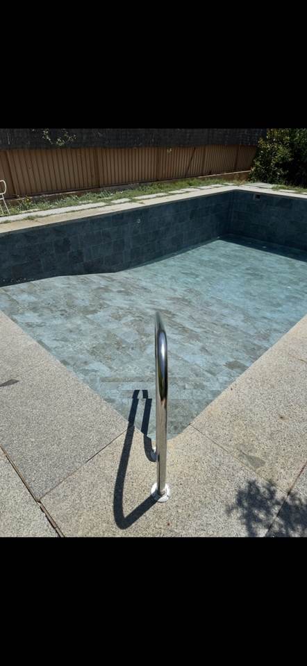 Piscinas, jacuzzis y exteriores